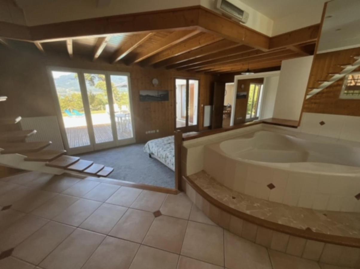 Villa Avec Piscine, Vue Lac Et Montagne Sévrier Exterior foto